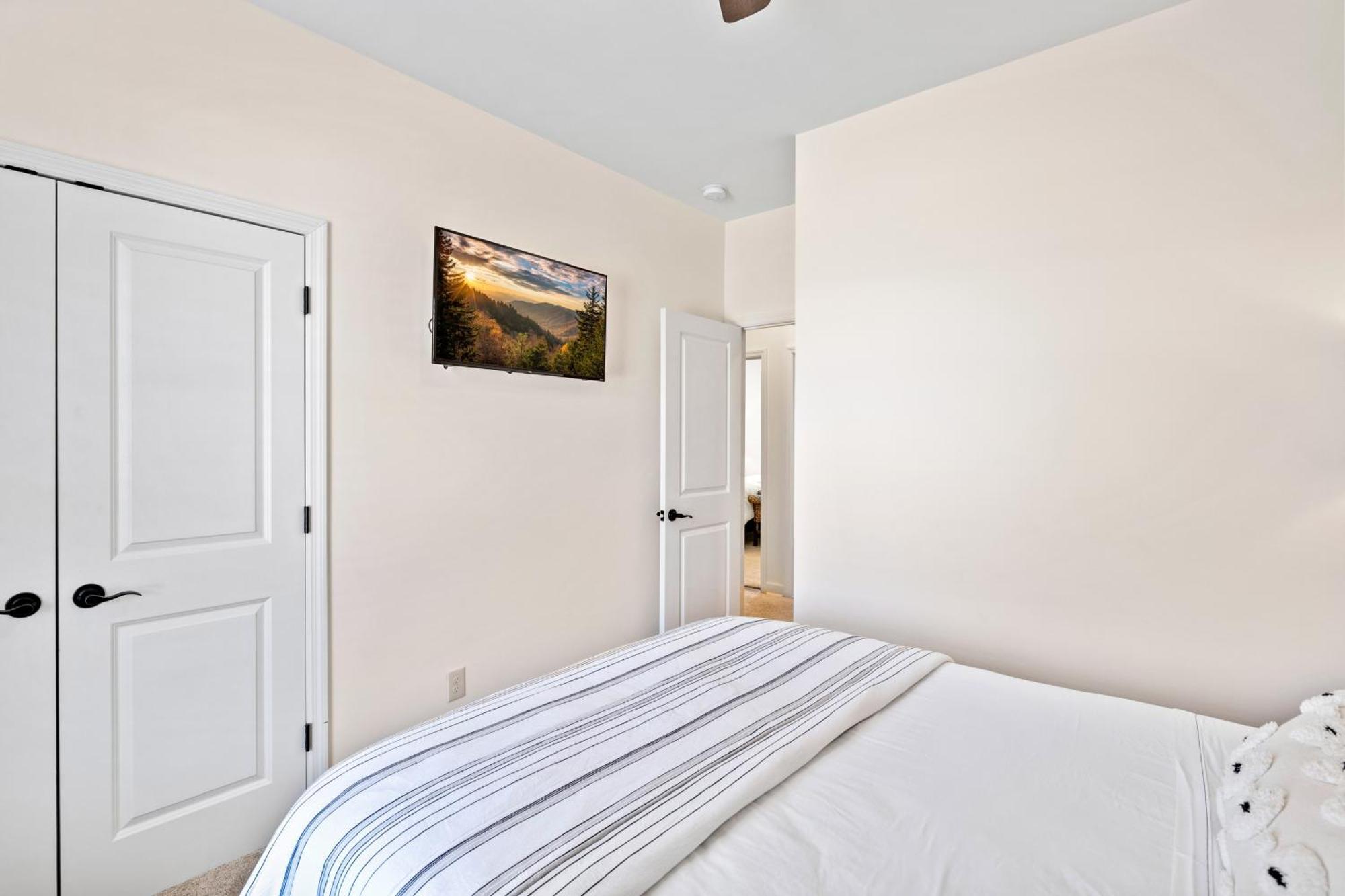 Bear Pass Is A 3 Bed 2 Bath Craftsman Style Home Located Within Walking Distance To Dt Gatlinburg Extérieur photo